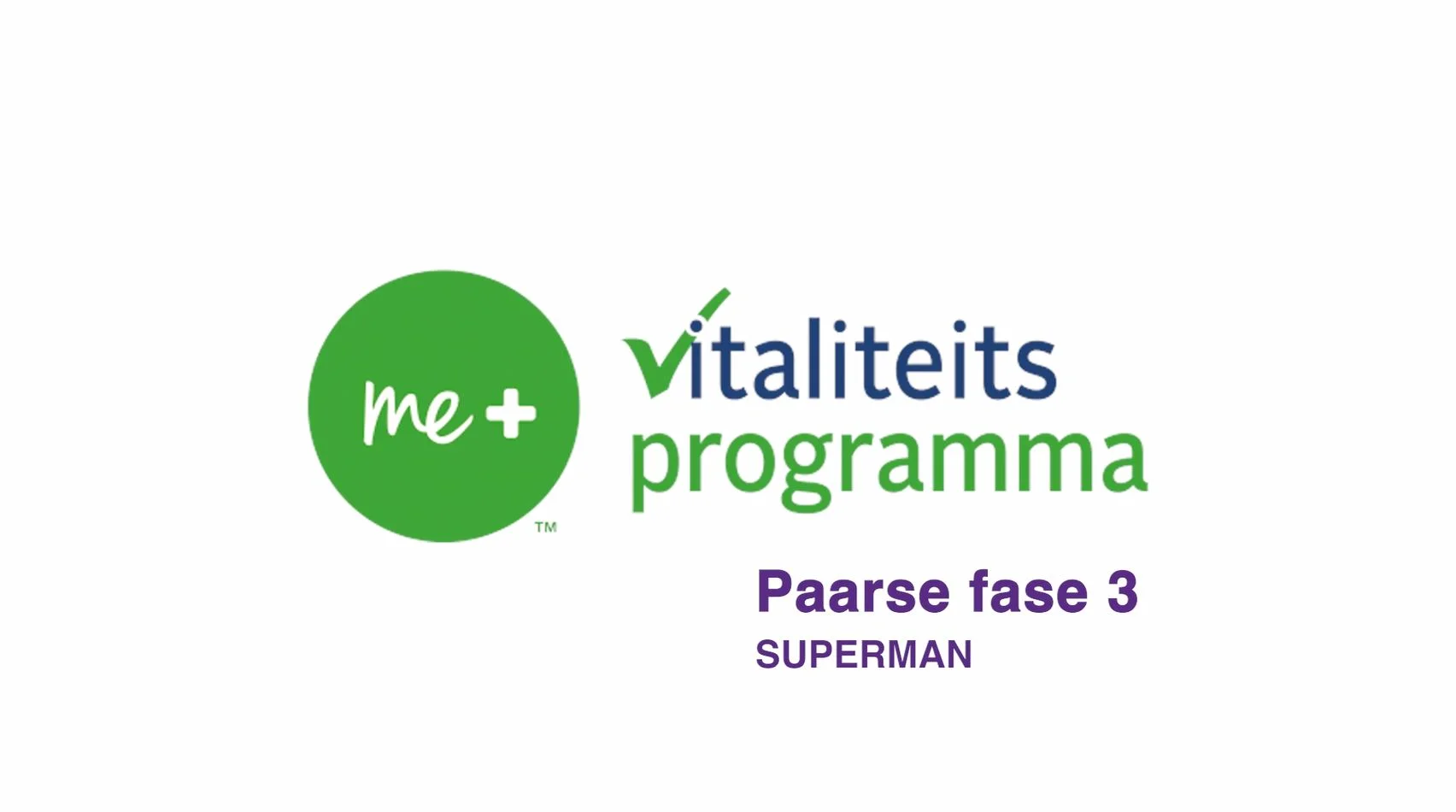 Een vrouw die een oefening doet